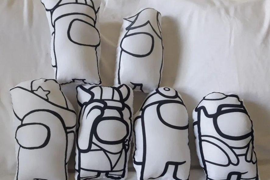 Entre las opciones de juguetes para este día del niño, se encuentran los muñecos para pintar.
