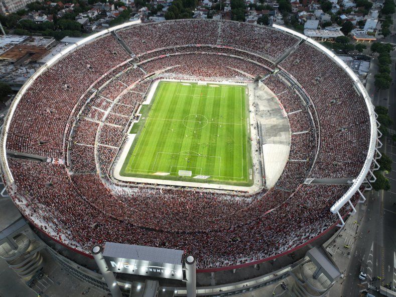River estrenó el estadio Mas Monumental
