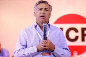 Un video de Alfredo Cornejo que se filtró de una reunión en la UCR de un departamento menficino muestra el grado de misoginia que maneja al tratar de dominada por su marido a la única intendenta de aquella provincia 