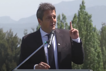 El ministro Sergio Massa, desde Bariloche.