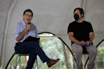 Alberto Sileoni respondió acerca del uso del pase sanitario en las escuelas, cuya instrumentación es obligatoria en otras actividades
