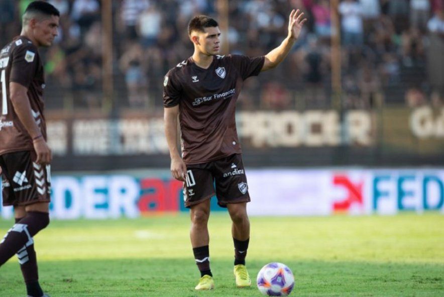 Vicente Taborda, futbolista de Boca, a préstamo en Platense, pretendido por Estudiantes
