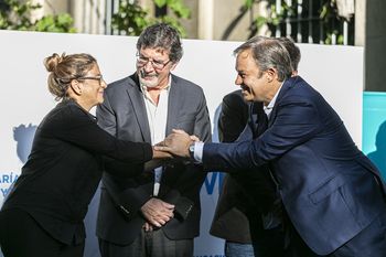 La escuela se ubica en Rafael Calzada, Almirante Brown