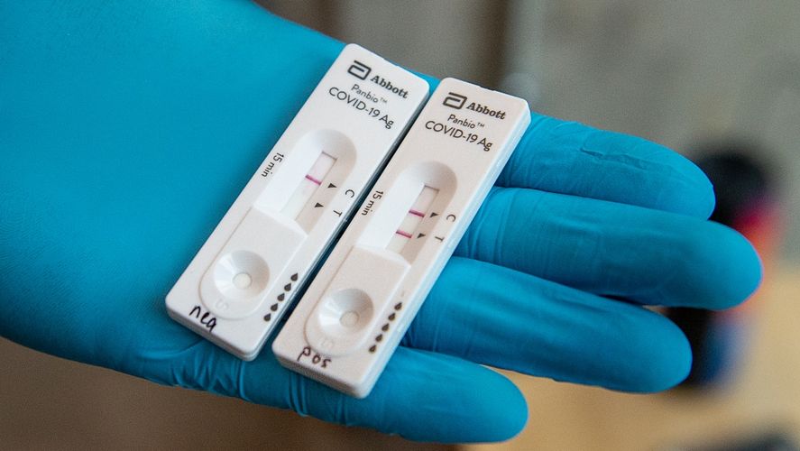 Fue el protesorero de la Confederación Farmacéutica Argentina, Ricardo Pesenti, quien confirmó la noticia de los autotest y explicó de qué manera funcionará.