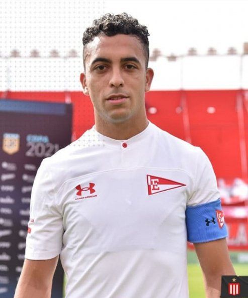 Lucas Rodríguez capitán de Estudiantes ante Argentinos Juniors