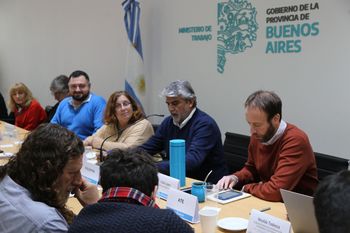 Paritarias: Provincia adelantará cuotas los estatales para redondear un 20% en mayo