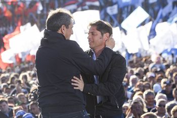 axel kicillof cerro la campana a estadio lleno: la provincia no se salva sola, el domingo es boleta completa