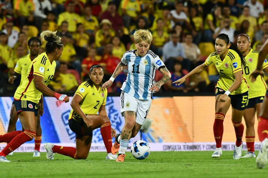 Yamila Rodríguez en acción en Colombia vs. Argentina por la Copa América Femenina 2022.