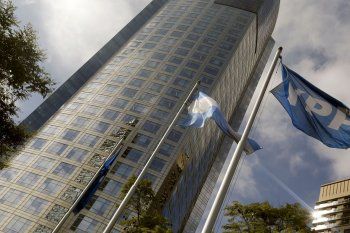 YPF renegoció exitosamente su deuda.