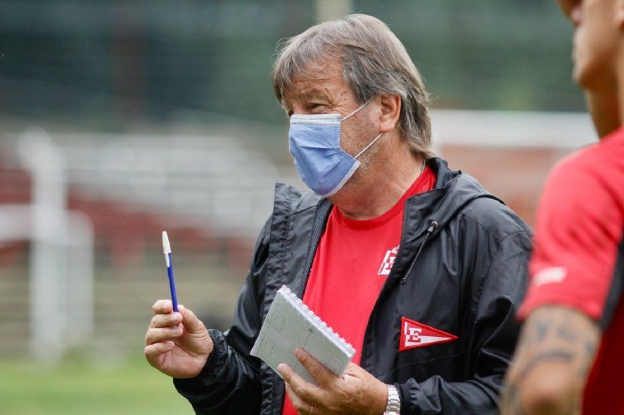 Ricardo Zielinski, técnico de Estudiantes (Prensa EDLP)