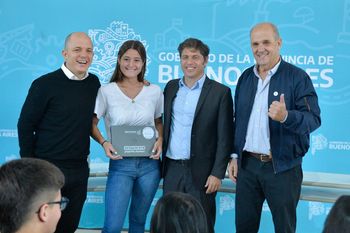 el intendente de pehuajo tuvo su propio show y defenestro a macri, vidal y ritondo
