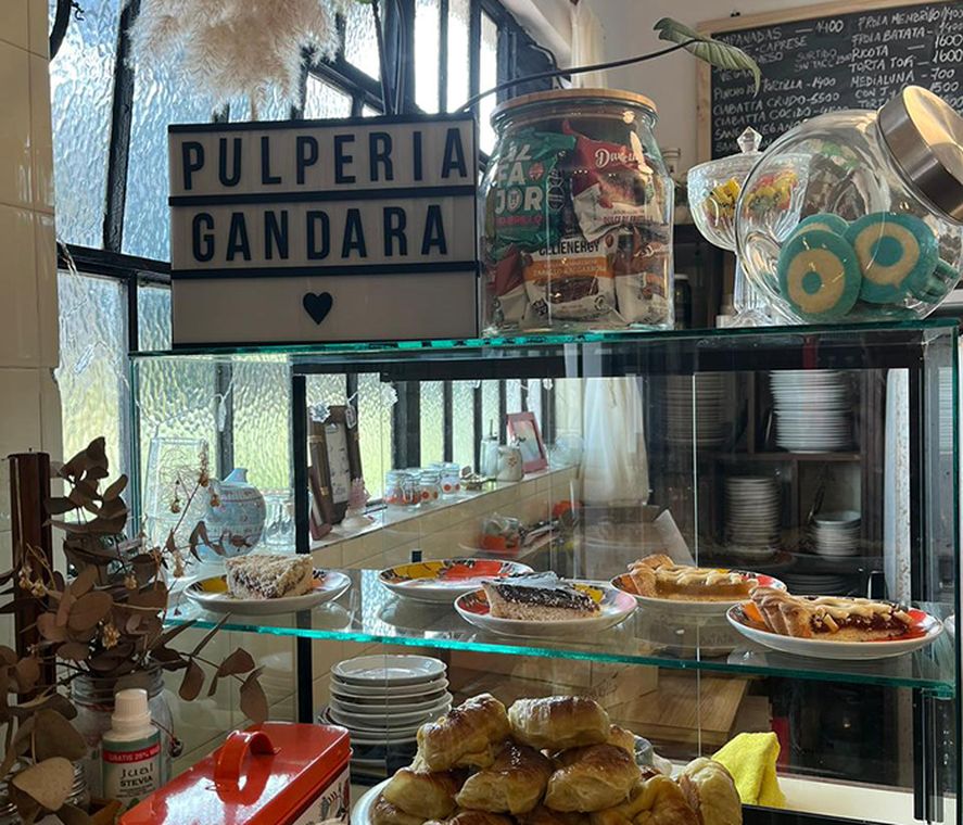 En la provincia de Buenos Aires hay dificios que estuvieron abandonados durante años y luego fueron recuperados por hermosos emprendimientos. 