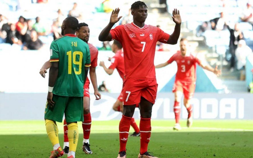 Breel Embolo pide disculpas en su gol por el Mundial Qatar 2022.
