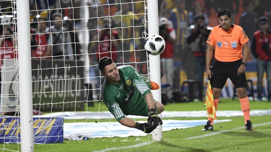 En 2016, la definición más dolorosa: ante Rosario Central en la Final por el título.