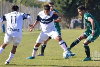 Gimnasia ganó en Junín y sigue con chances de clasficar.