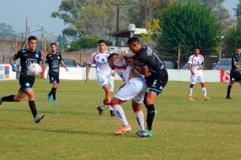 Villa San Carlos se quedó con ganas de traerse una victoria de Maschwitz.