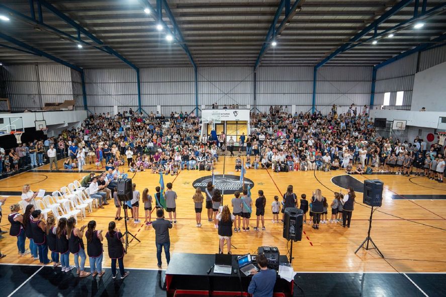 El Club Universitario de La Plata inauguró el colegio secundario