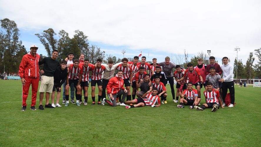 La Cuarta División estuvo muy cerca de dar la vuelta olímpica. No alcanzó y habrá renovación.