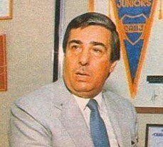 Domingo Corigliano, el polémico presidente de Boca de los ´80 destituido por los jugadores.