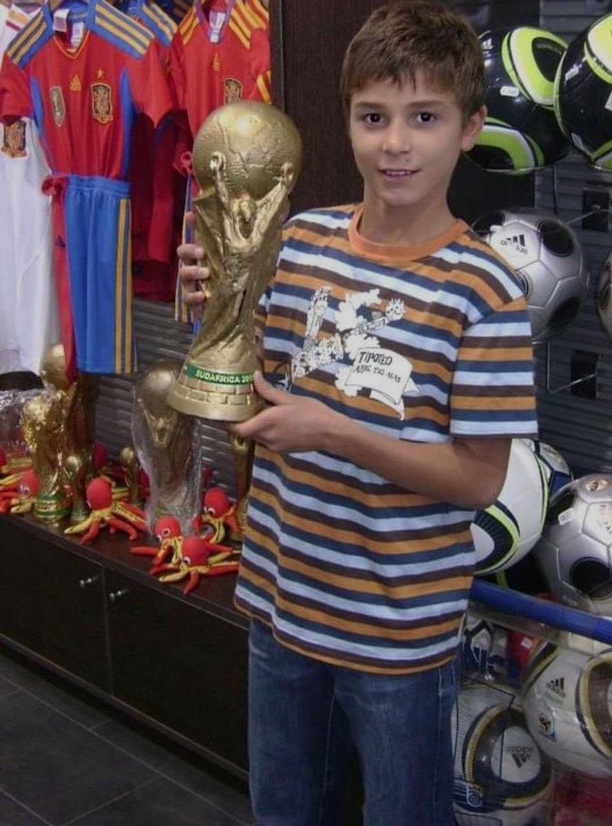 Julián de pequeño, a un partido de cumplir el sueño del pibe con la Selección Argentina.
