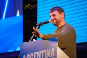 Grabois criticó a Sergio Massa y le salieron al cruce: “No metes un concejal”