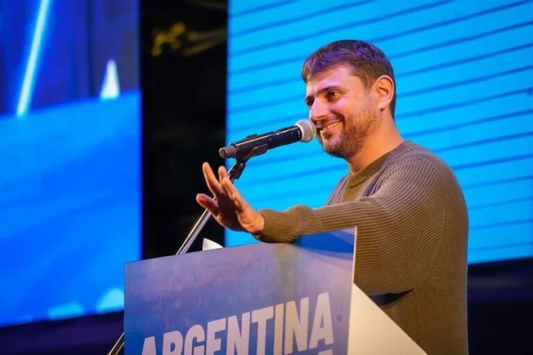 Grabois criticó a Sergio Massa y le salieron al cruce: “No metes un concejal”