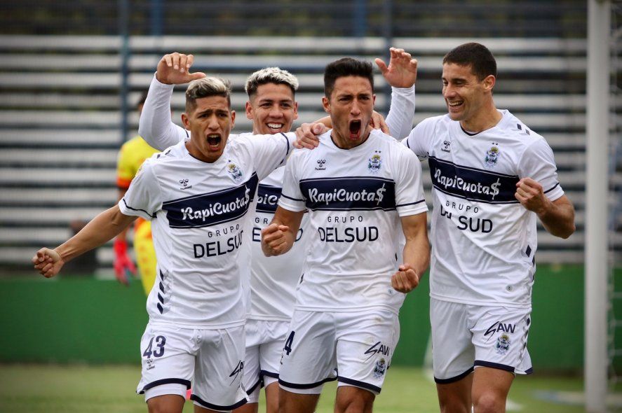 Germán Guiffrey festeja su gol en Gimnasia ante Unión.