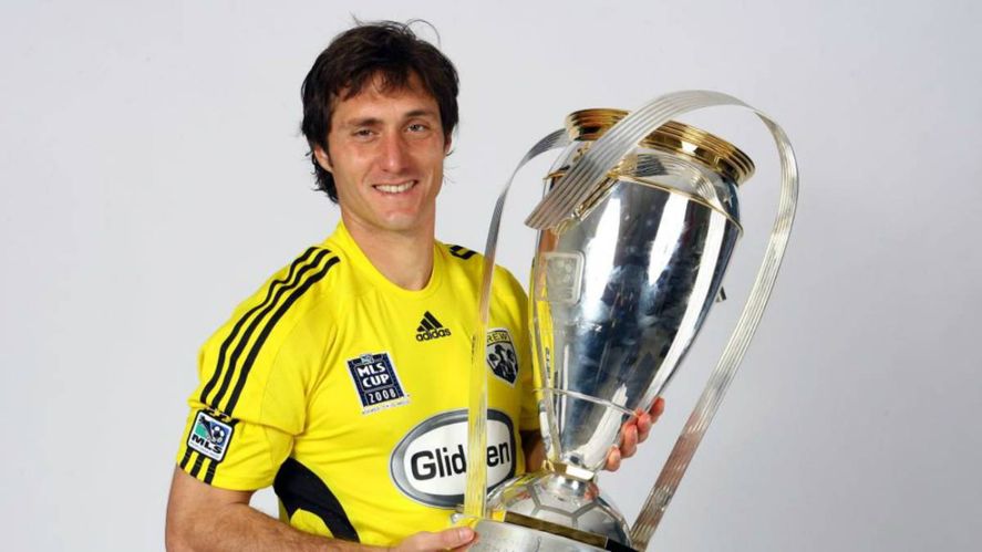 Guillermo ganó una MLS, algo que Messi aún no logró.