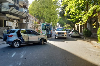 mar del plata: choco varios autos, dijo que estaba muy drogado y se quedo dormido