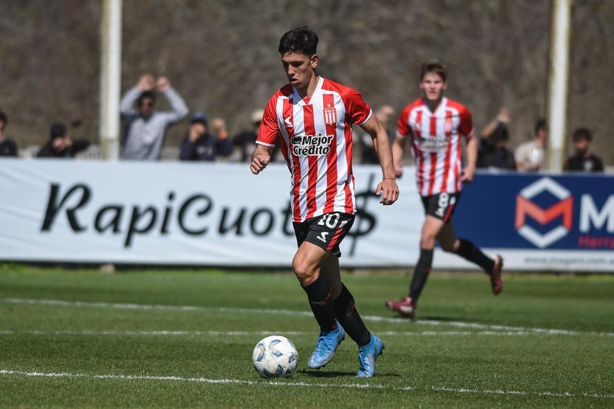 ¿Lucas Cornejo tendrá su primera vez en el banco de Estudiantes?