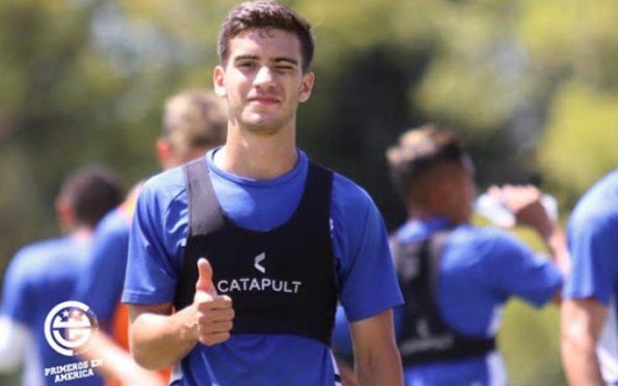 Melluso terminó golpeado el amistoso ante Defensa.