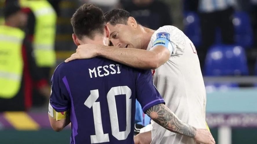 Lionel Messi y Robert Lewandowski, cara a cara en el Mundial Qatar 2022.