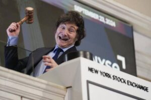 Milei avanzó con la tercera privatización de la semana: hoy le tocó a ENARSA