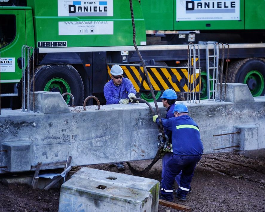 Continúan las obras en Gimnasia: En el Juan Carmelo Zerillo trabajan para ampliar la Platea Néstor Basile