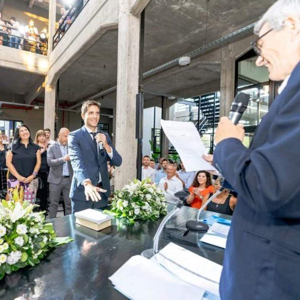 ¿El heredero de la reposera?: Intendente PRO pidió dos licencias por vacaciones en menos de un mes