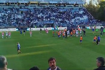 video: con silbidos, asi se fue gimnasia de su ultimo partido en el bosque