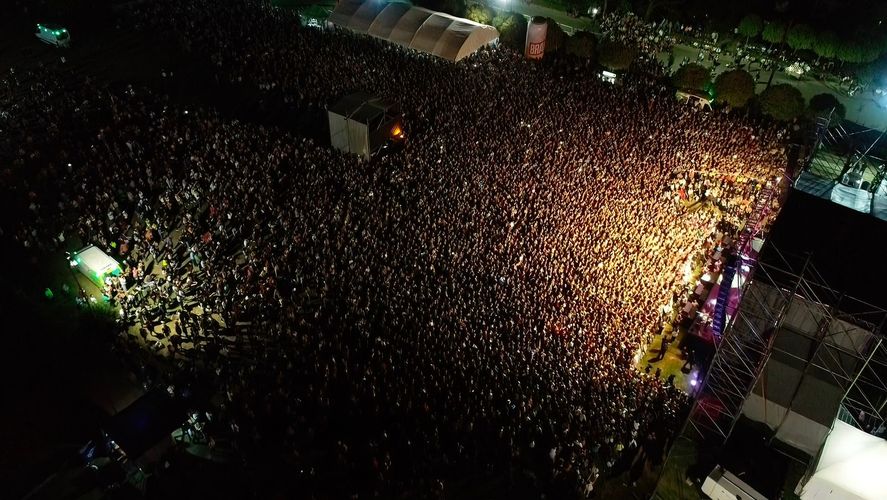 Imagen de la icónica celebración de la Fiesta Nacional de la Guitarra.