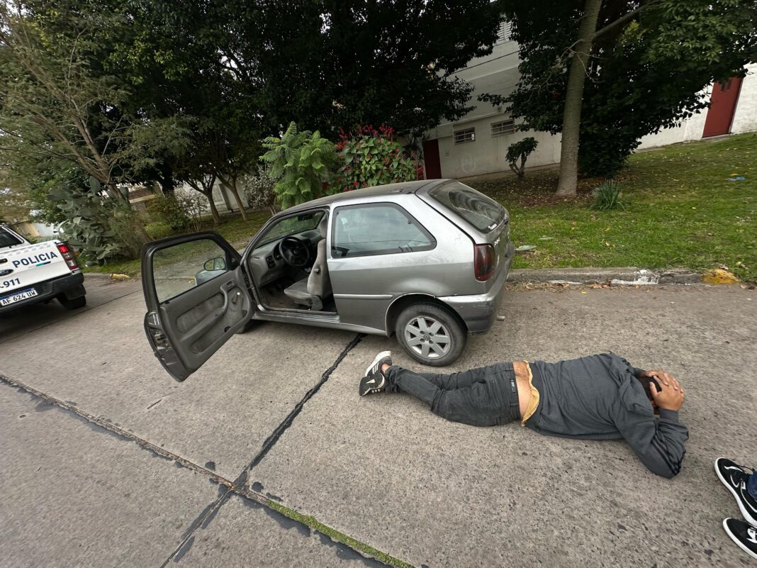 Uno de los dos detenidos por robar autos en La Plata