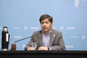 “Rércord de chantada del criptoestafador”: Kicillof volvió a desmentir a Milei