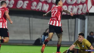 Fue campeón con Estudiantes y podría regresar al país para jugar en Talleres
