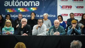 Presentaron un decálogo de “medidas urgentes”: incluye el juicio político a Milei y el rechazo a la deuda con el FMI