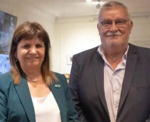 Exintendente plantó a Patricia Bullrich para apoyar a Somos Buenos Aires pero no arregló y retiró a su partido vecinal de las elecciones