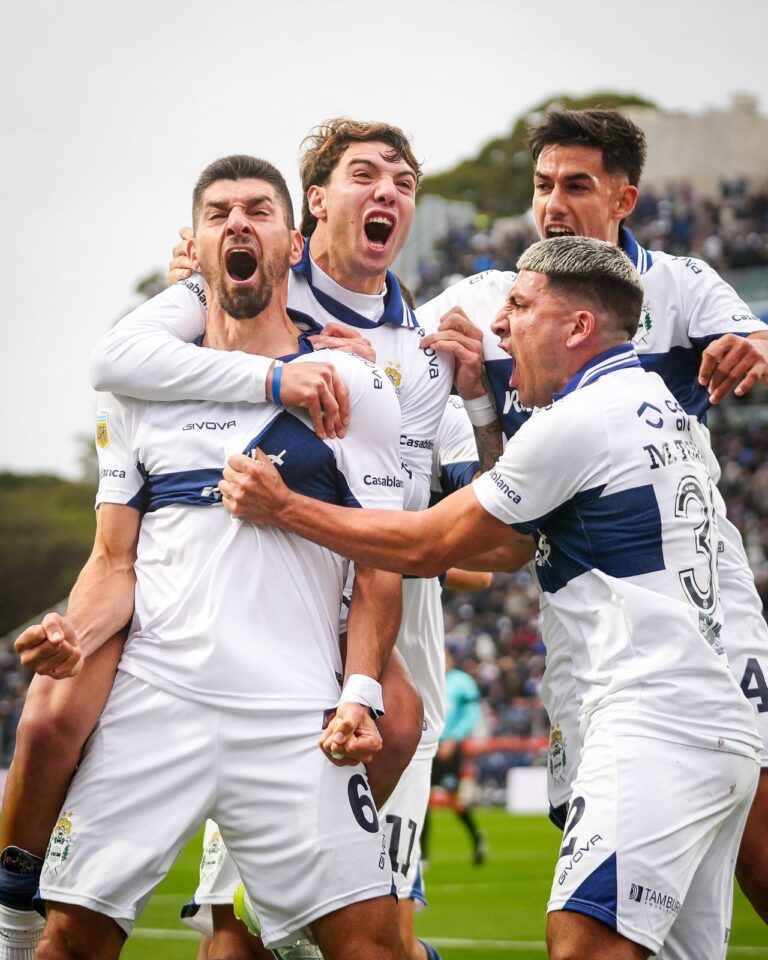 Gimnasia jugó muy bien, aguantó y ganó un partido durísimo ante Independiente