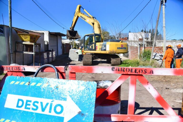 Alak inició una obra hidráulica clave en el sur de La Plata: qué barrios incluye y cómo será el plan
