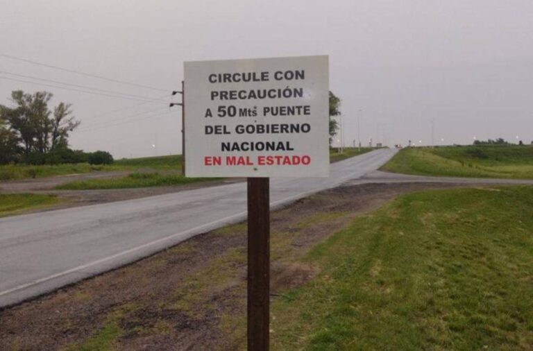 Rutas abandonadas: Intendente bonaerense logró que la Justicia obligue al Gobierno de Milei a arreglar un puente