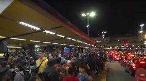 Tren Roca con demoras y cancelaciones: caos en Constitución