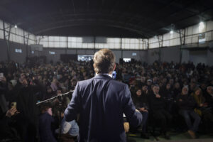 Kicillof: “Milei vino a La Matanza solo a sacarse una foto”