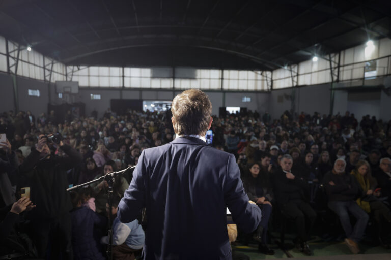 Kicillof: “Milei vino a La Matanza solo a sacarse una foto”