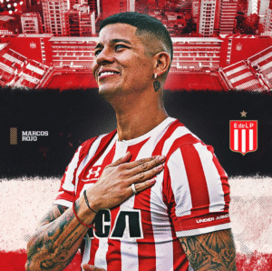 ¿Un último intento? Vestido de Estudiantes, Marcos Rojo saludó al club por su aniversario